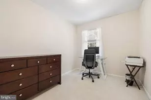 15721 Ambiance Dr, North Potomac, MD 20878 - Photo 14