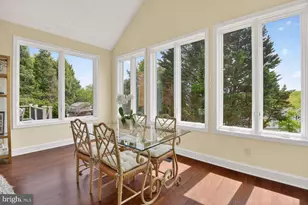 8601 Split Oak Cir, Bethesda, MD 20817 - Photo 16