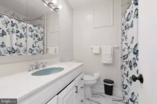 13323 Foxhall Dr, Silver Spring, MD 20906 - Photo 16