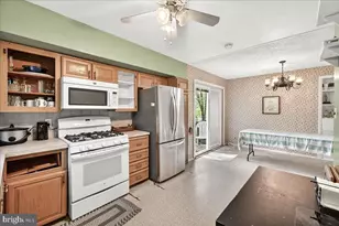 4716 Arbutus Ave, Rockville, MD 20853 - Photo 10