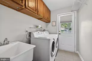 6 Galesville Ct, Gaithersburg, MD 20878 - Photo 16