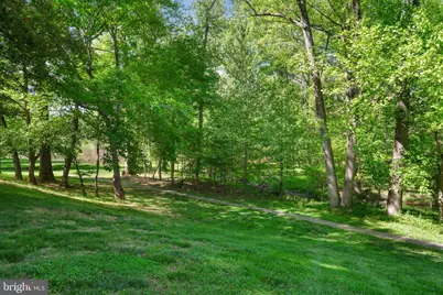 9437 Reach Road, Potomac, MD 20854 - Photo 4