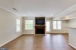 10821 Hampton Mill Terrace, Rockville, MD 20852 - Photo 4