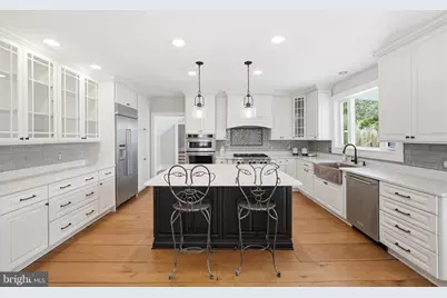 15715 Avery Road, Rockville, MD 20855 - Photo 2