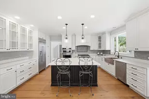 15715 Avery Rd, Rockville, MD 20855 - Photo 2