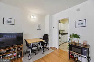 4242 East-West Hwy, Chevy Chase, MD 20815 - Photo 18