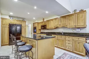 1416 Crestridge Dr, Silver Spring, MD 20910 - Photo 6