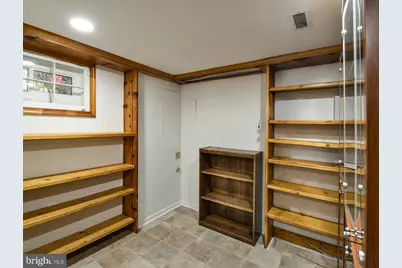 9823 Singleton Drive, Bethesda, MD 20817 - Photo 32