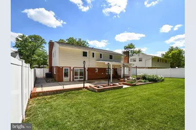 9823 Singleton Drive, Bethesda, MD 20817 - Photo 8