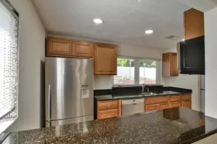 9823 Singleton Dr, Bethesda, MD 20817 - Photo 36