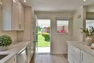 9823 Singleton Dr, Bethesda, MD 20817 - Photo 16