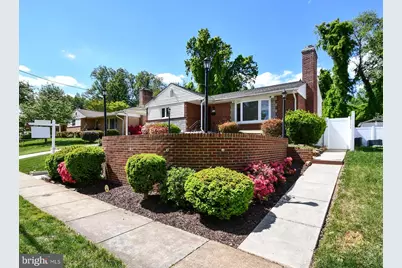 9823 Singleton Drive, Bethesda, MD 20817 - Photo 2