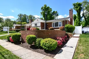9823 Singleton Dr, Bethesda, MD 20817 - Photo 2