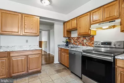 19740 Wootton Avenue, Poolesville, MD 20837 - Photo 14
