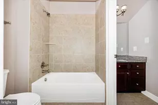 100 Castle Oak Ct, Clarksburg, MD 20871 - Photo 40