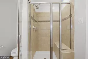 11910 Weybridge Lane, Germantown, MD 20876 - Photo 32