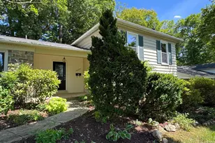 14403 Butternut Ct, Rockville, MD 20853 - Photo 2
