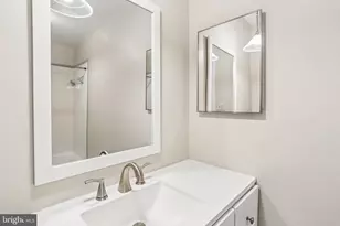 14403 Butternut Ct, Rockville, MD 20853 - Photo 18