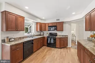 17709 Crystal Spring Terrace, Ashton, MD 20861 - Photo 14