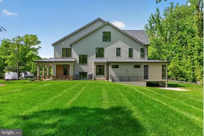 7601 Maryknoll Avenue, Bethesda, MD 20817 - Photo 8