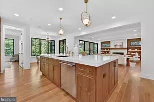 7601 Maryknoll Ave, Bethesda, MD 20817 - Photo 2