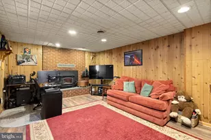 7301 Chrome Mine Rd, Gaithersburg, MD 20882 - Photo 30