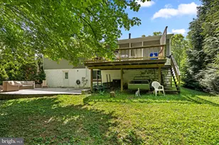 7301 Chrome Mine Rd, Gaithersburg, MD 20882 - Photo 42