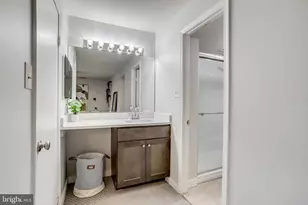 11305 Commonwealth Dr, Rockville, MD 20852 - Photo 12