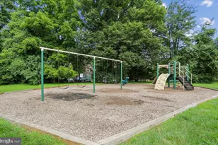 11305 Commonwealth Dr, Rockville, MD 20852 - Photo 20