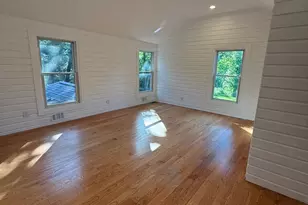 10420 Oaklyn Dr, Potomac, MD 20854 - Photo 10