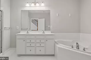 643 Pullman Pl, Gaithersburg, MD 20877 - Photo 24