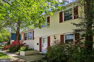 803 Burdette Rd, Rockville, MD 20851 - Photo 2