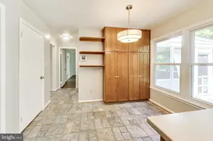 8 Barrington Fare, Rockville, MD 20850 - Photo 16