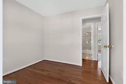 220 Pender, Rockville, MD 20850 - Photo 18