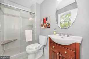 14408 Pecan Dr, Rockville, MD 20853 - Photo 32