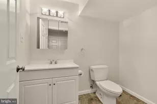 5300 Alta Vista Rd, Bethesda, MD 20814 - Photo 40