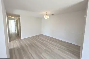18001 Chalet Dr, Germantown, MD 20874 - Photo 12
