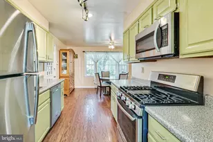 806 Hope Ct, Gaithersburg, MD 20878 - Photo 2