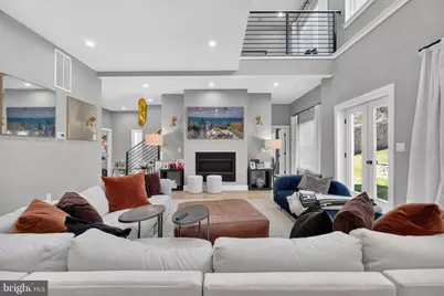7121 W Greenvale Parkway, Chevy Chase, MD 20815 - Photo 6