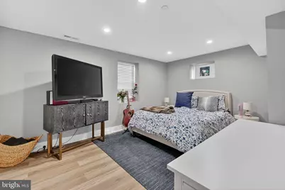 7121 W Greenvale Parkway, Chevy Chase, MD 20815 - Photo 42