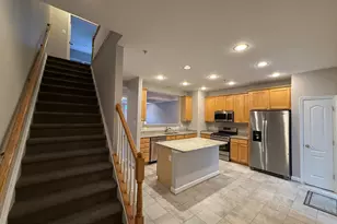 1127 Gaither Rd, Rockville, MD 20850 - Photo 10