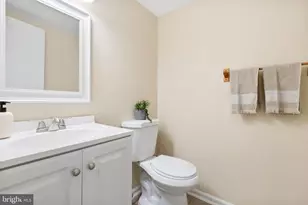 3810 Angelton Ct, Burtonsville, MD 20866 - Photo 34