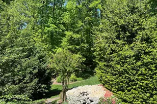 6907 Wilson Ln, Bethesda, MD 20817 - Photo 48