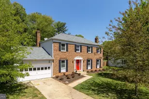 14813 Clavel St, Rockville, MD 20853 - Photo 2