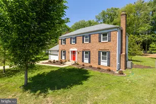14813 Clavel St, Rockville, MD 20853 - Photo 2