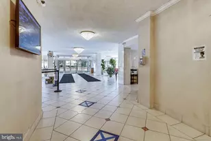 10201 Grosvenor Pl, North Bethesda, MD 20852 - Photo 44