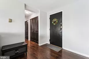 10201 Grosvenor Pl, North Bethesda, MD 20852 - Photo 4