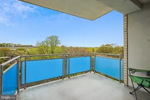 10201 Grosvenor Pl, North Bethesda, MD 20852 - Photo 30