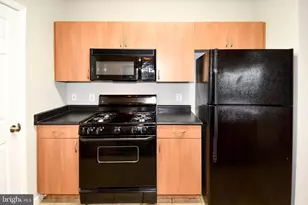 13504 Derry Glen Ct, Germantown, MD 20874 - Photo 12
