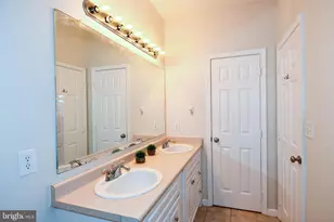 13504 Derry Glen Ct, Germantown, MD 20874 - Photo 20